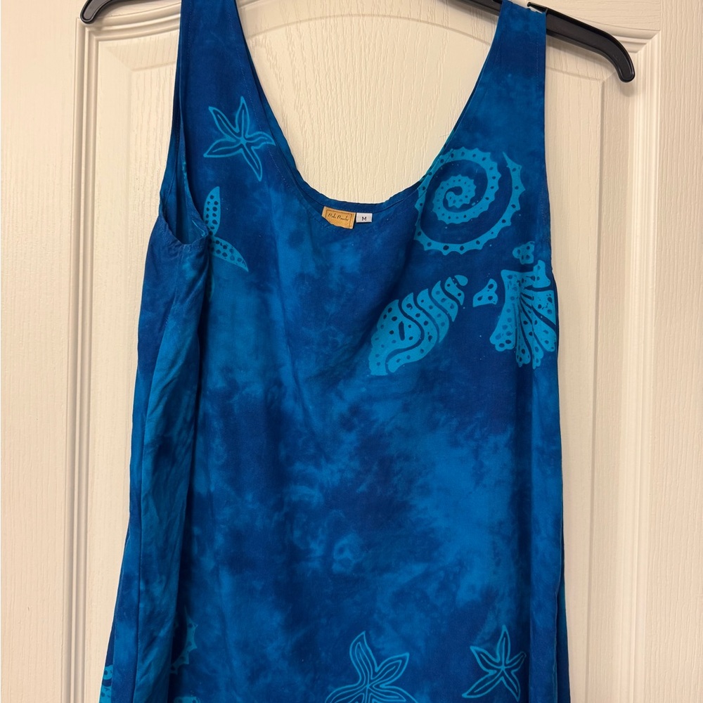 Blue Hawaiian print sleeveless top and skirt